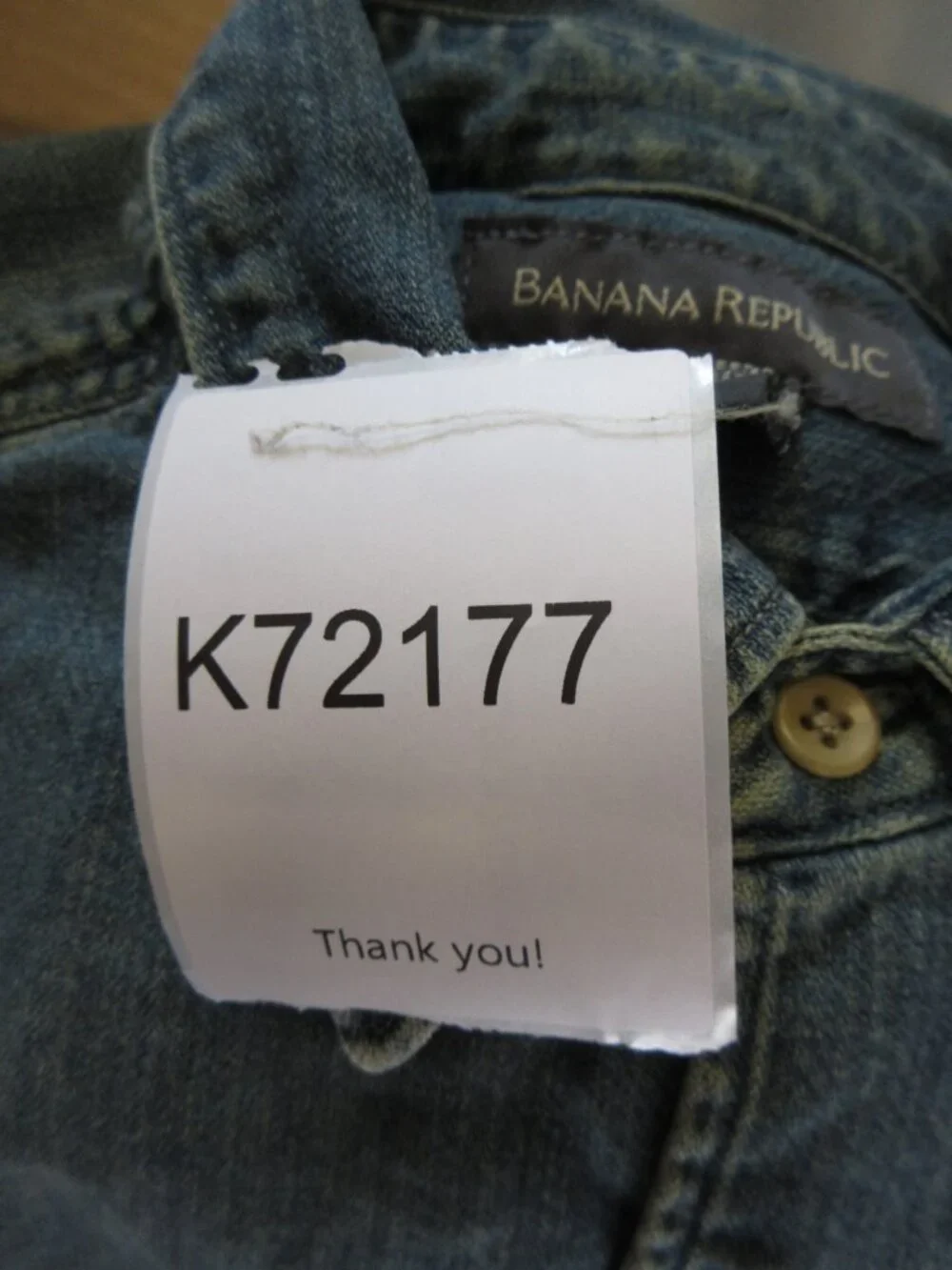 VGT Banana Republic Shirt Medium Denim Button Up Y2K Heritage Travel *